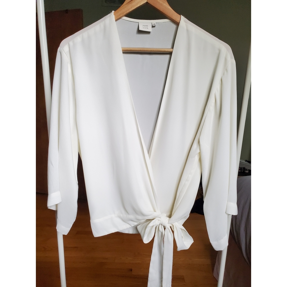 Good Luck Gem Wrap Top